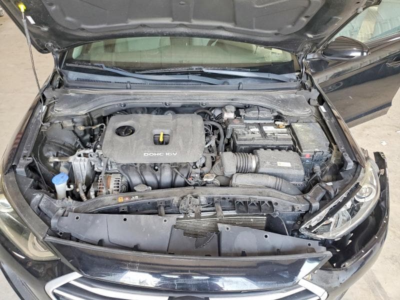 2018 HYUNDAI ELANTRA SEL 11