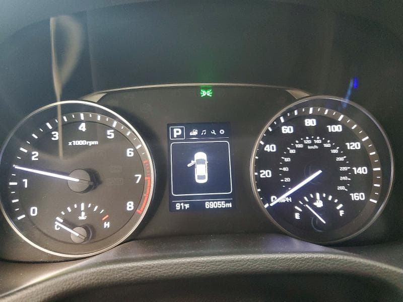 2018 HYUNDAI ELANTRA SEL 9