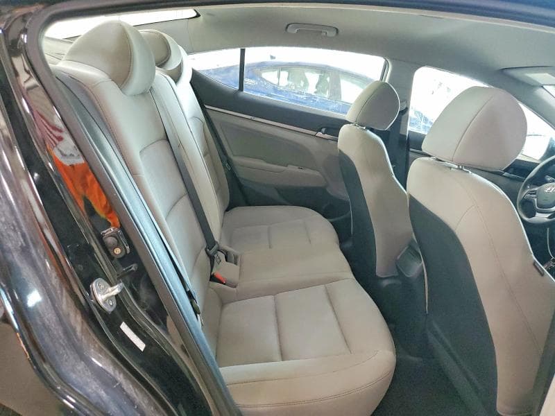 2018 HYUNDAI ELANTRA SEL 10