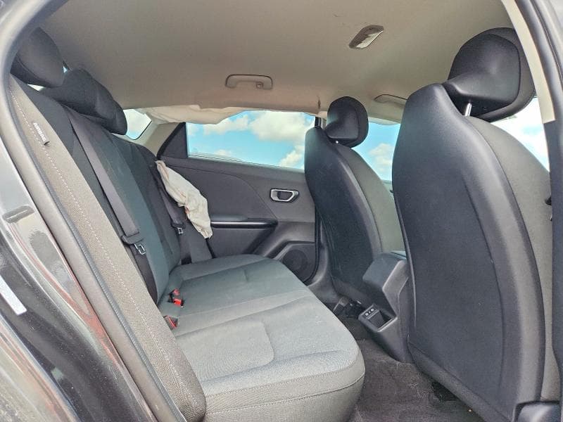 2025 KIA K4 LXS LXS 10