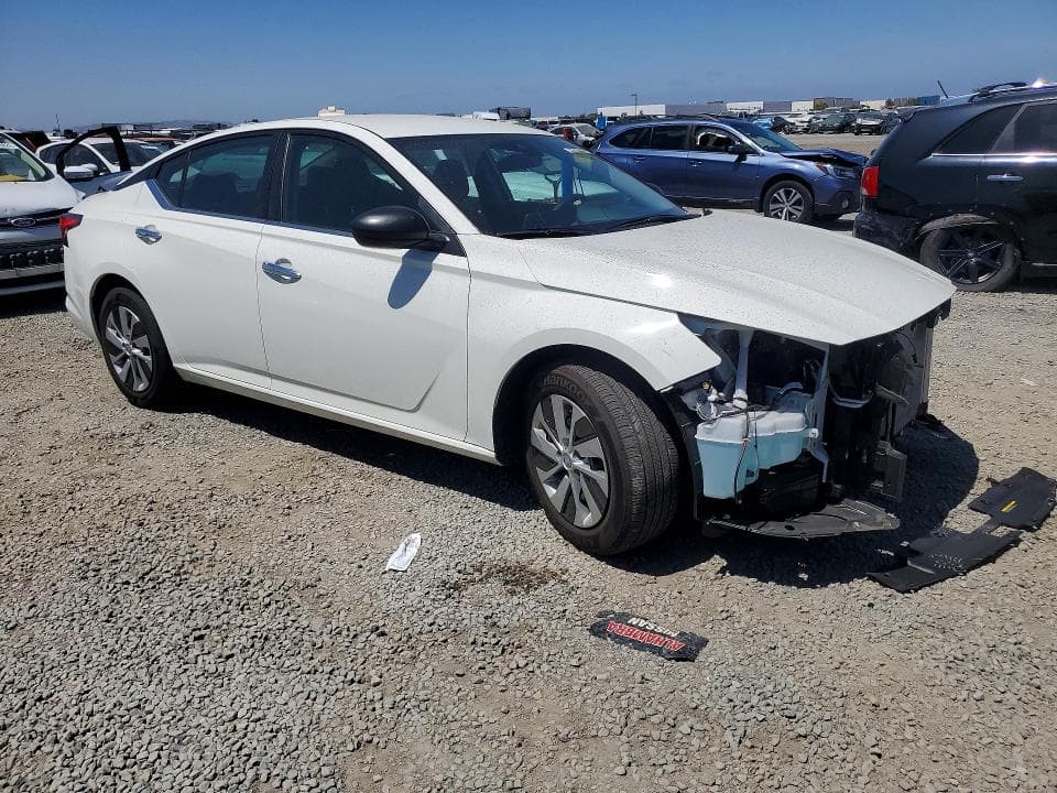 2025 NISSAN ALTIMA S 4