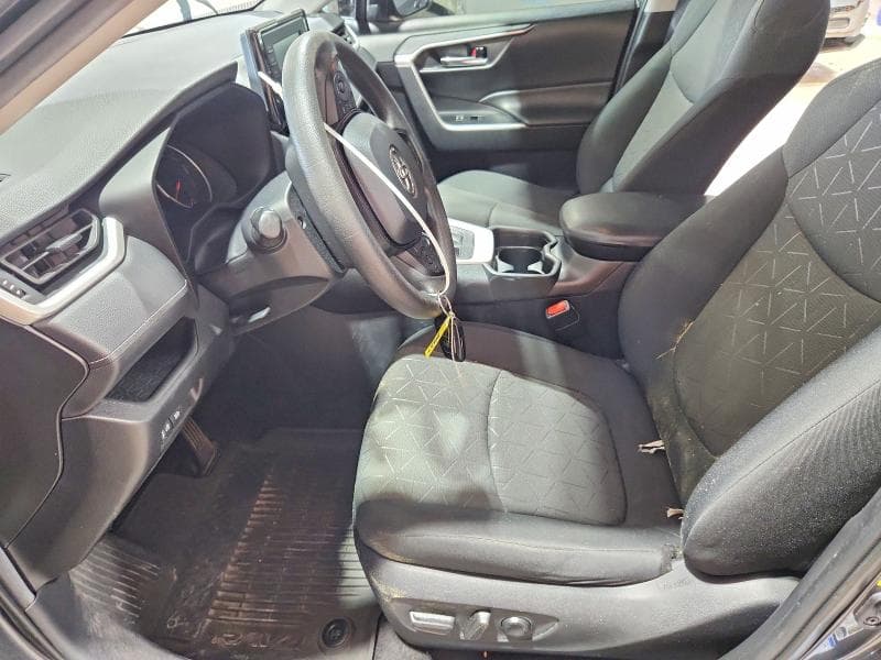 2021 TOYOTA RAV4 XLE 7