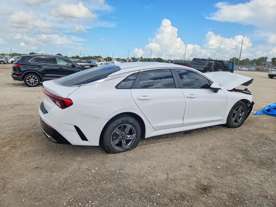 2022 KIA K5 LXS LXS 3