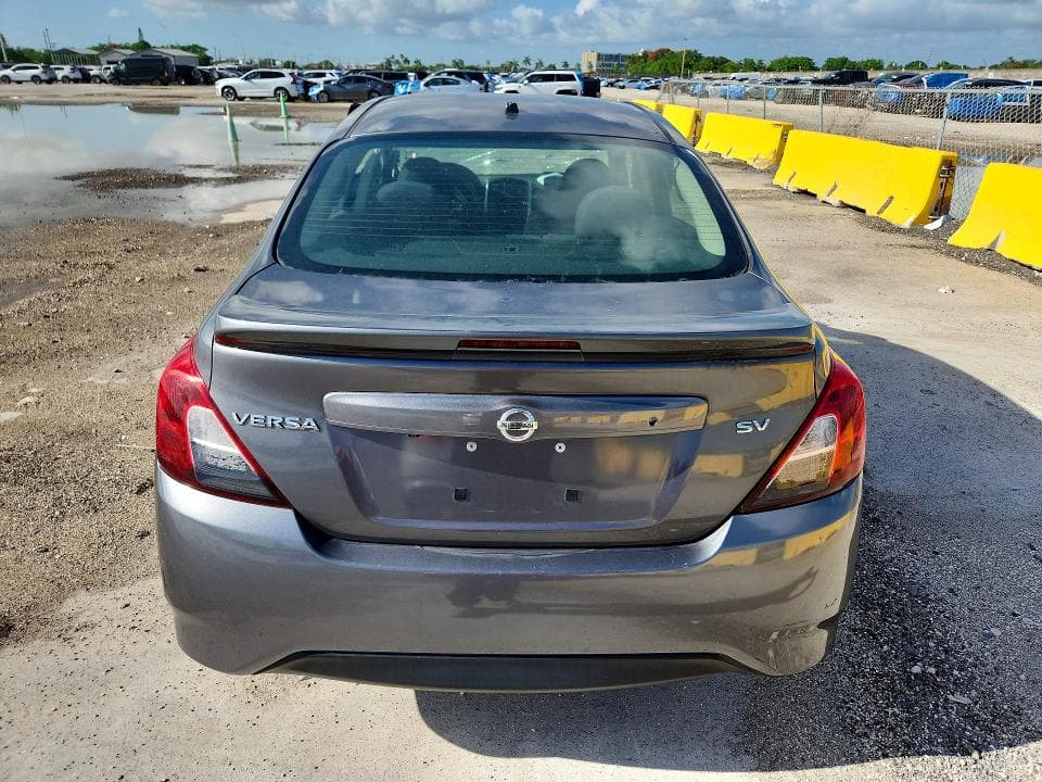 2019 NISSAN VERSA SV SV 6