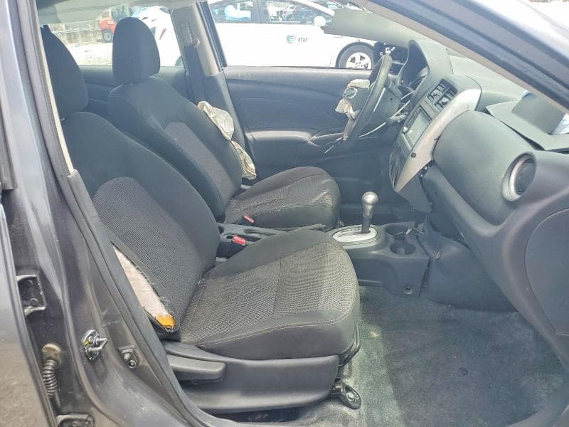 2019 NISSAN VERSA SV SV 7