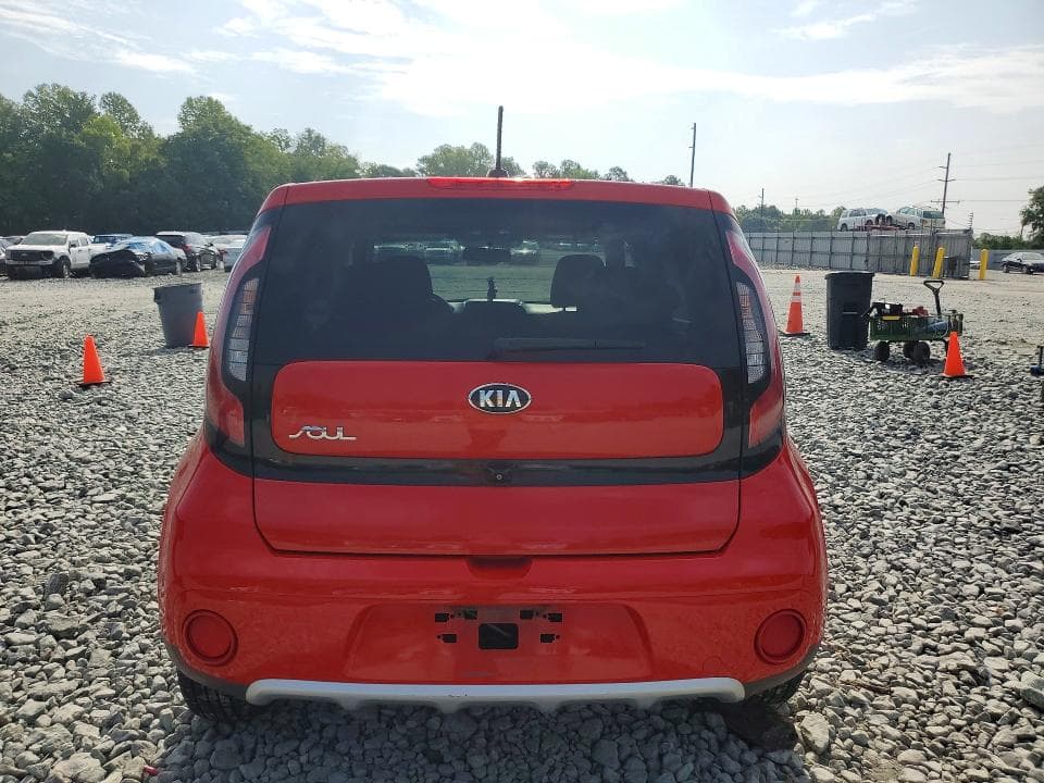 2017 KIA SOUL + 6