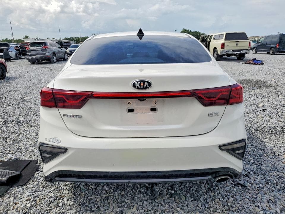 2019 KIA FORTE EX 6