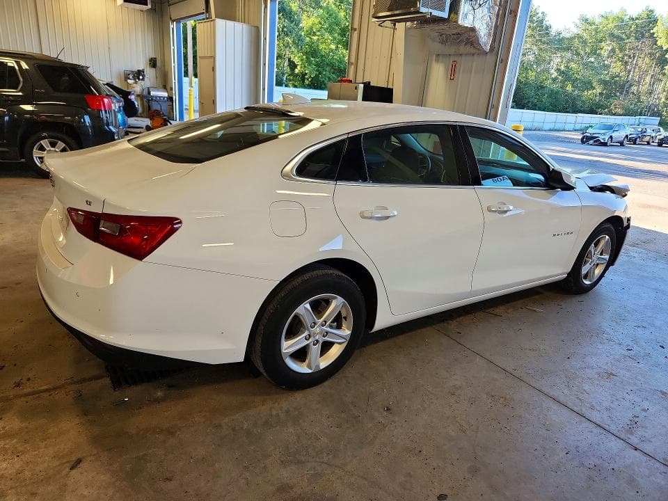 2024 CHEVROLET MALIBU LT 3
