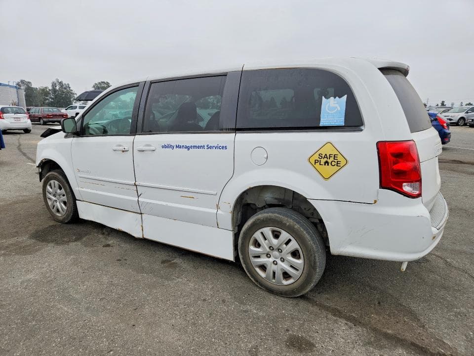 2017 DODGE GRAND CARAVAN SE 2