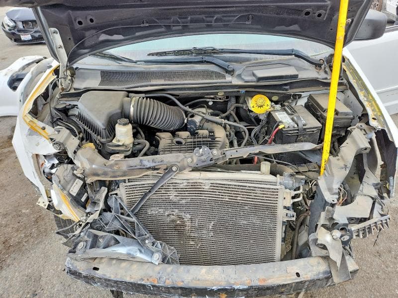 2017 DODGE GRAND CARAVAN SE 12