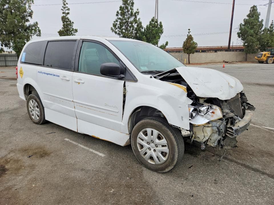 2017 DODGE GRAND CARAVAN SE 4