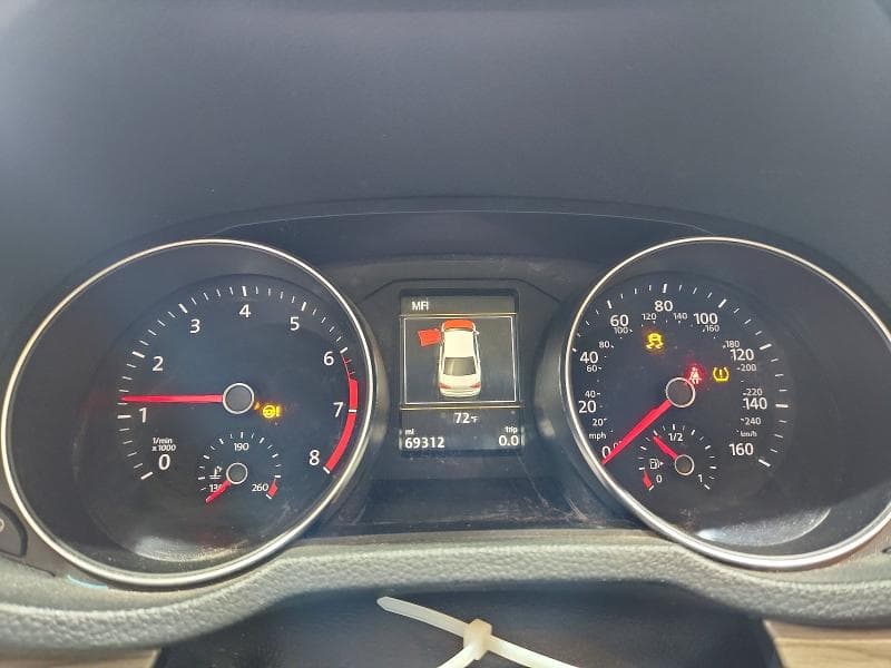 2017 VOLKSWAGEN PASSAT SE 9