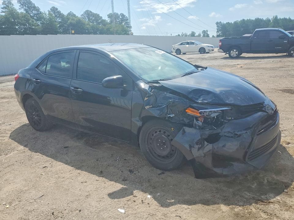 2018 TOYOTA COROLLA LE 4