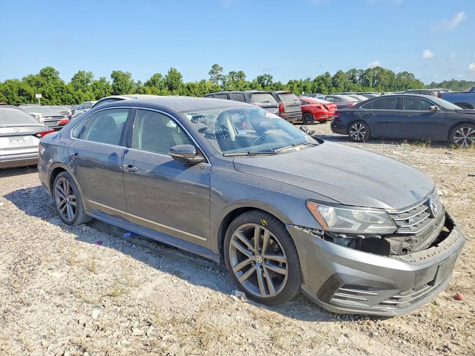2016 VOLKSWAGEN PASSAT 4