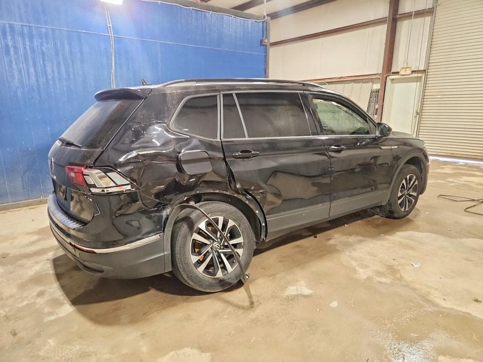 2022 VOLKSWAGEN TIGUAN S 3