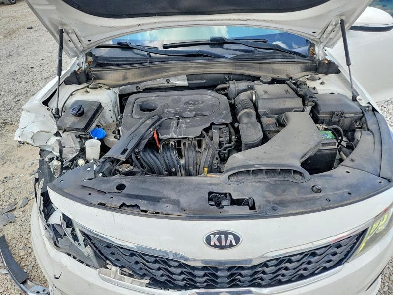 2019 KIA OPTIMA S 11