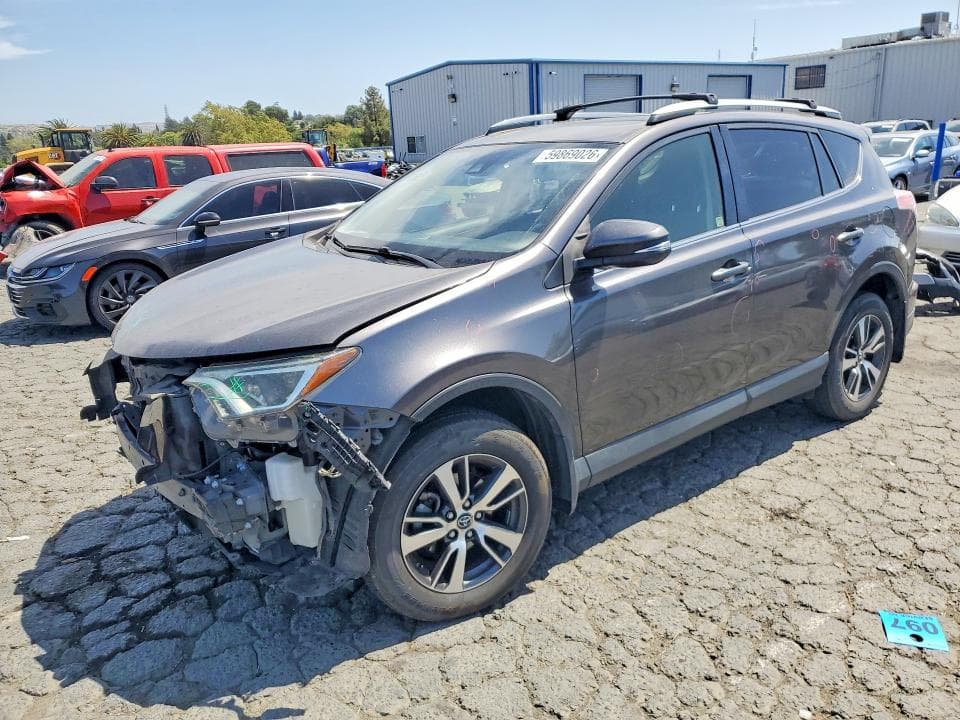2018 TOYOTA RAV4 XLE - 1