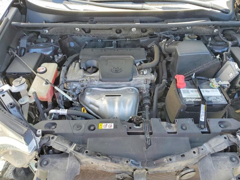 2018 TOYOTA RAV4 XLE 11