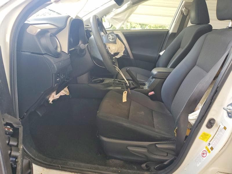 2018 TOYOTA RAV4 LE LE 7