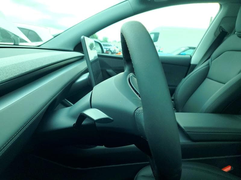 2026 TESLA MODEL Y 9