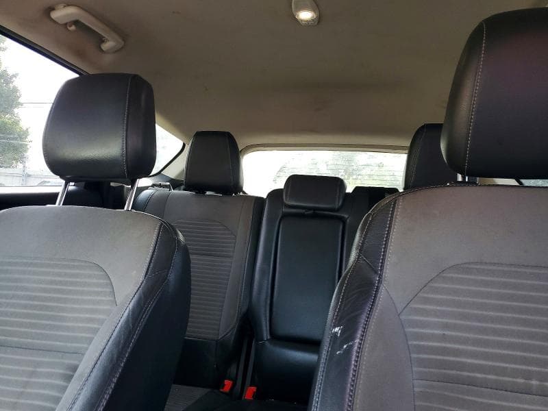 2019 FORD ESCAPE SE SE 10