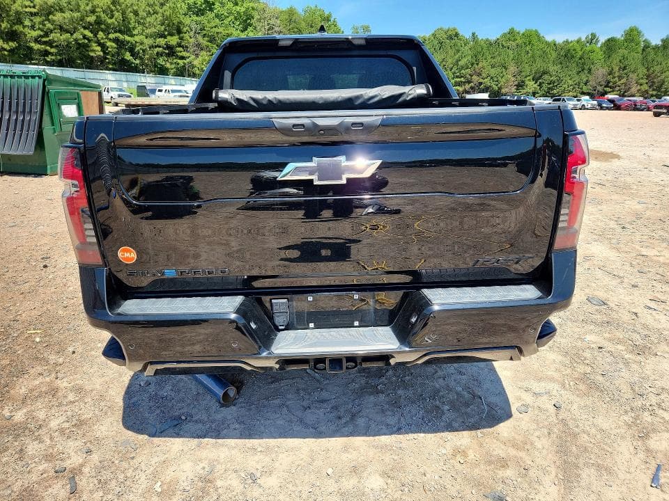2024 CHEVROLET SILVERADO RST 6