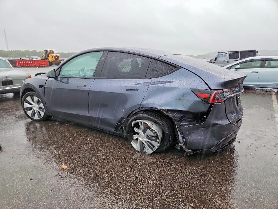 2023 TESLA MODEL Y 2