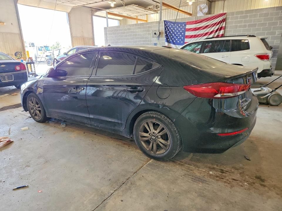 2017 HYUNDAI ELANTRA SE 2