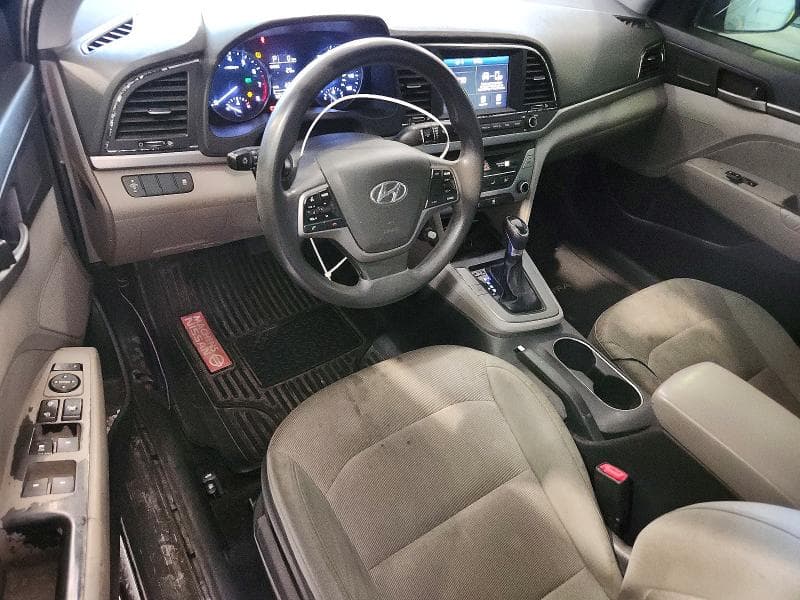 2017 HYUNDAI ELANTRA SE 8