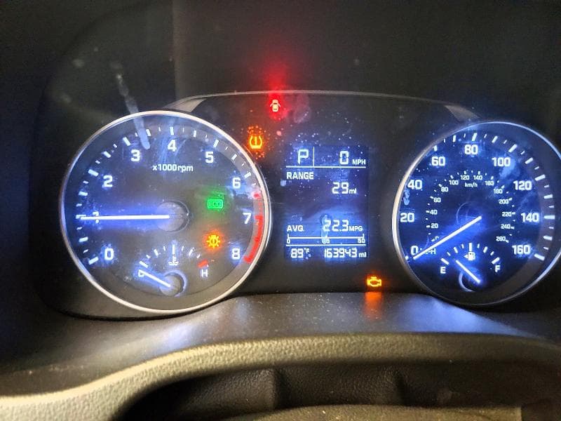 2017 HYUNDAI ELANTRA SE 9