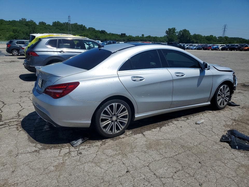 2017 MERCEDES-BENZ CLA 250 4MATIC 3