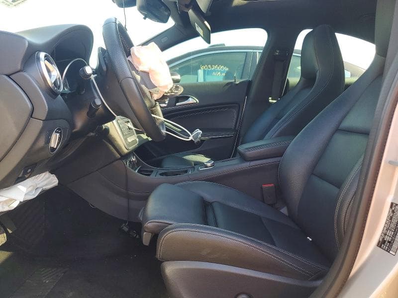 2017 MERCEDES-BENZ CLA 250 4MATIC 7