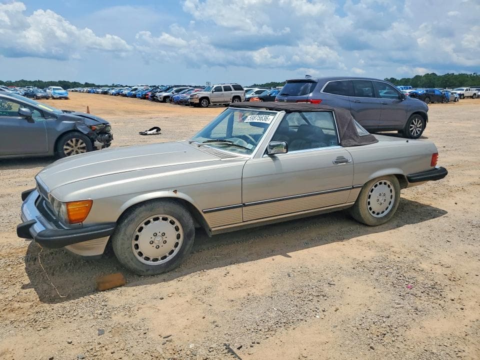 1986 MERCEDES-BENZ 560 SL