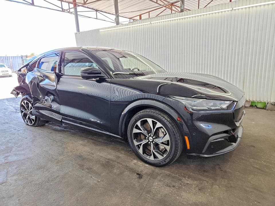 2023 FORD MUSTANG MACH-E PREMIUM 4