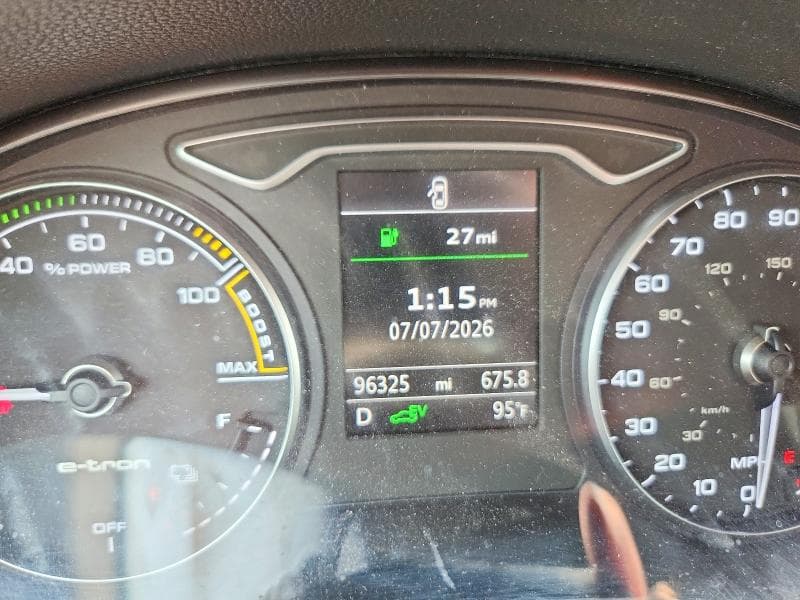 2016 AUDI A3 E-TRON PREMIUM 9