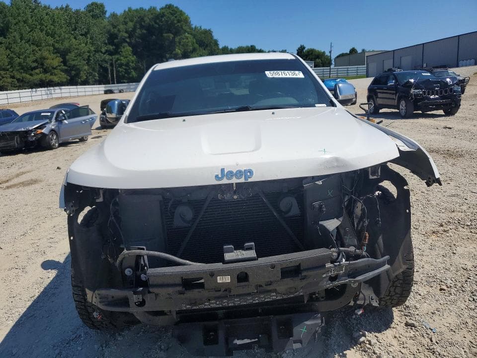2022 JEEP GRAN CHEOR 5