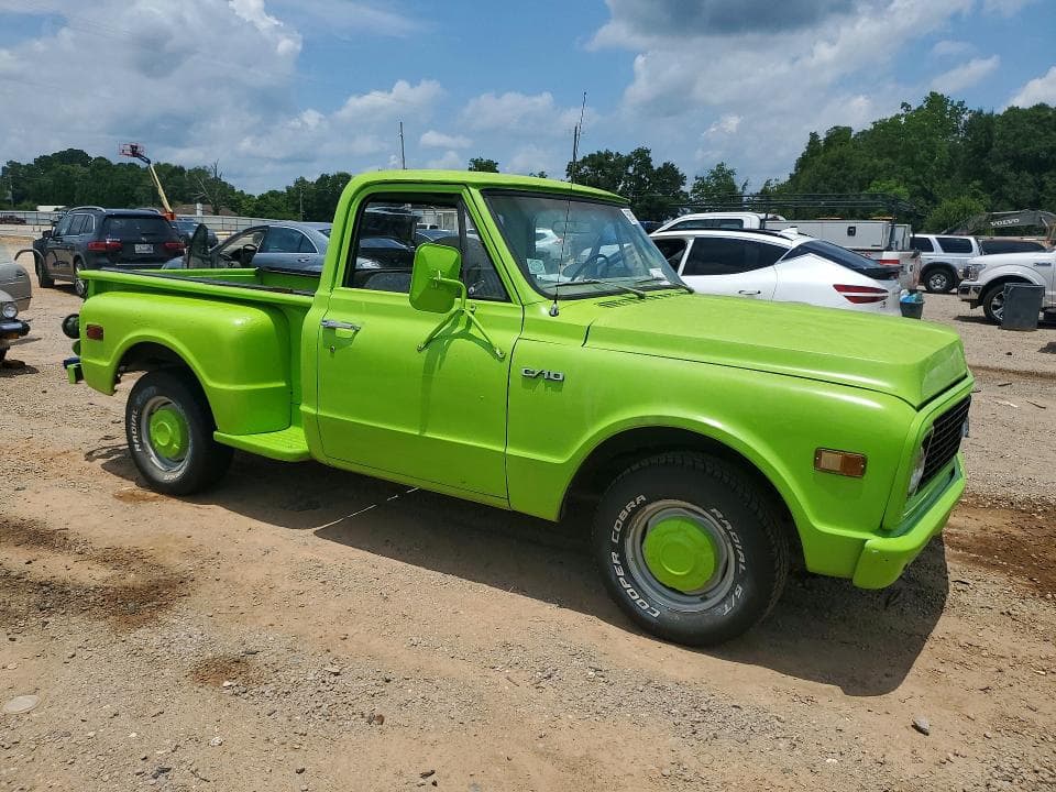1971 CHEVROLET UK 4
