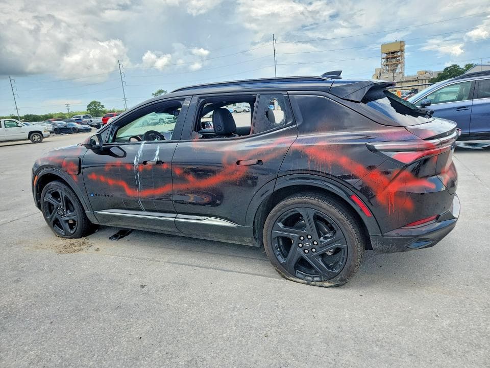 2025 CHEVROLET EQUINOX RS 2