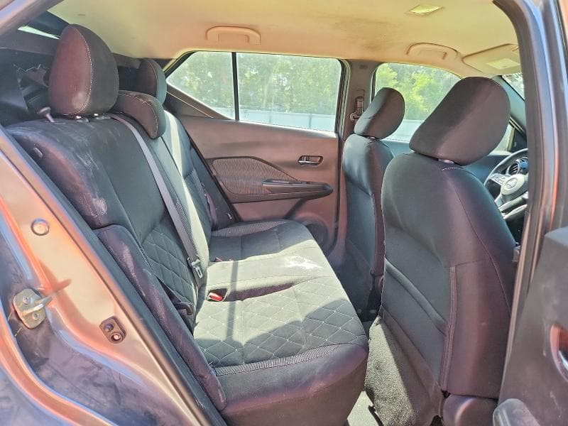 2020 NISSAN KICKS SV 11