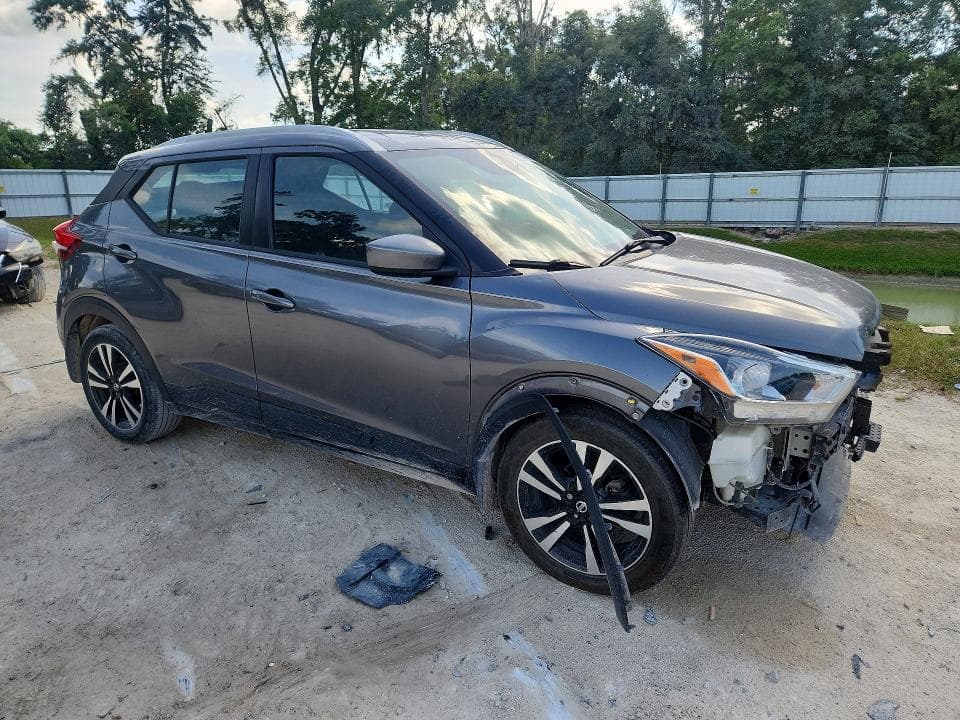 2020 NISSAN KICKS SV 4