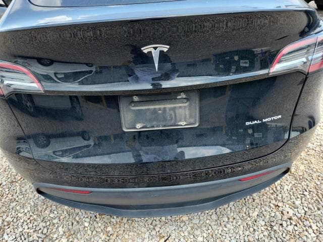 2023 TESLA MODEL Y 12