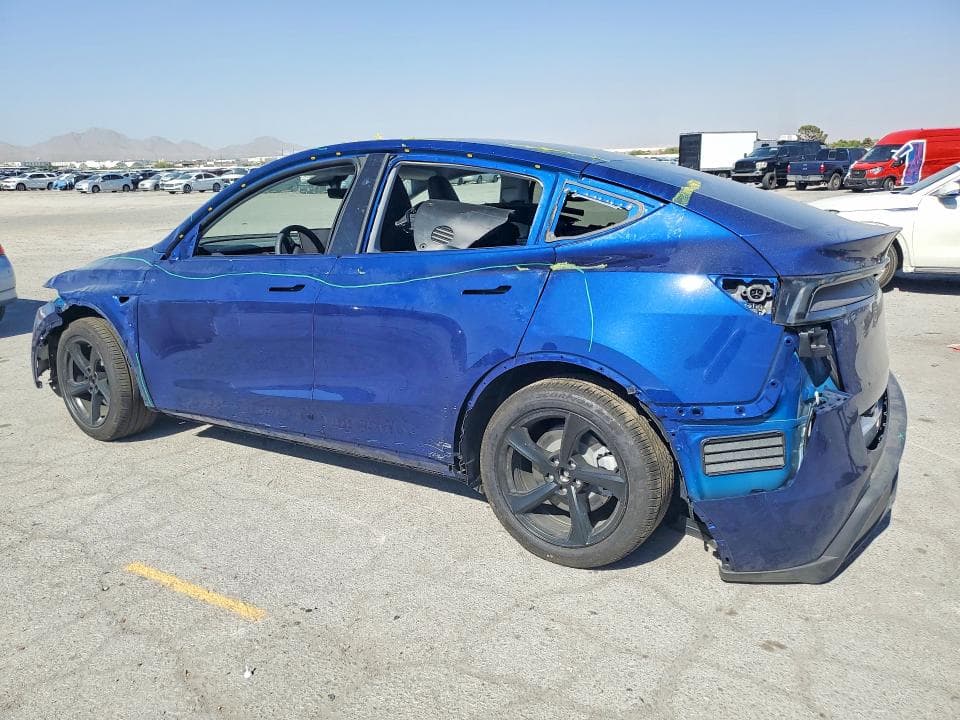 2026 TESLA MODEL Y 2