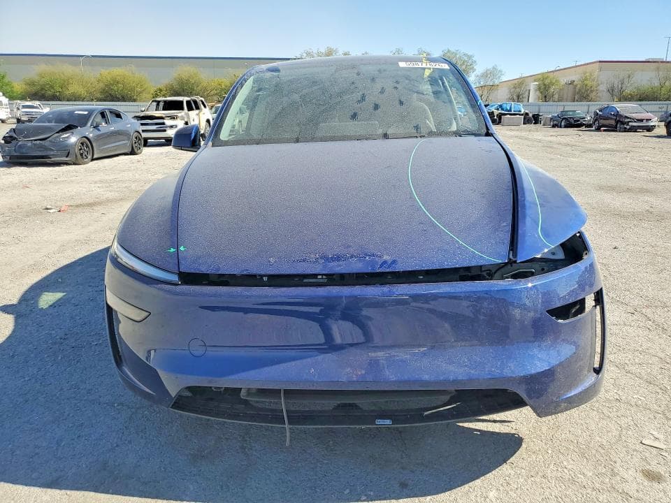 2026 TESLA MODEL Y 5