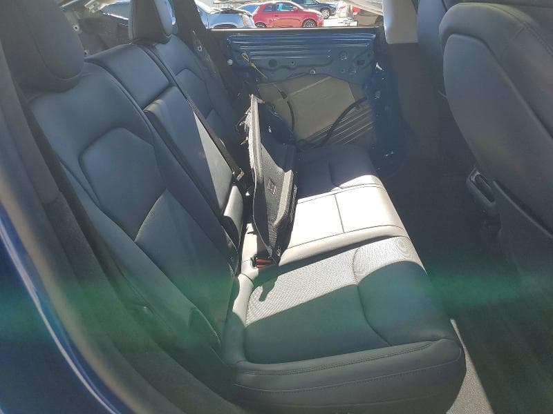 2026 TESLA MODEL Y 10
