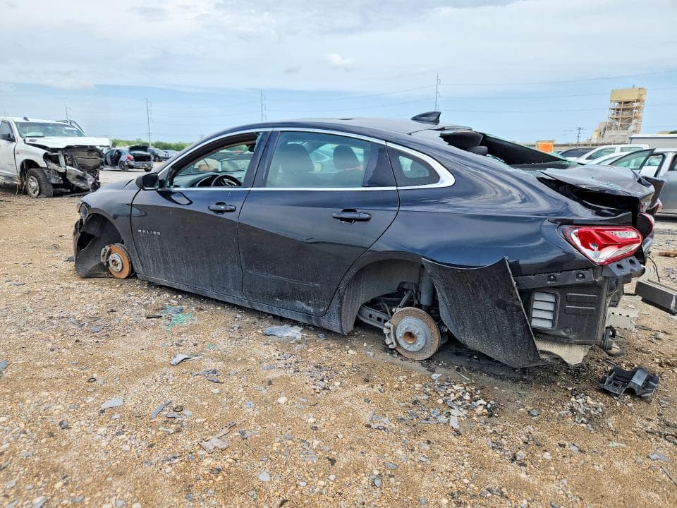2020 CHEVROLET MALIBU LT 2