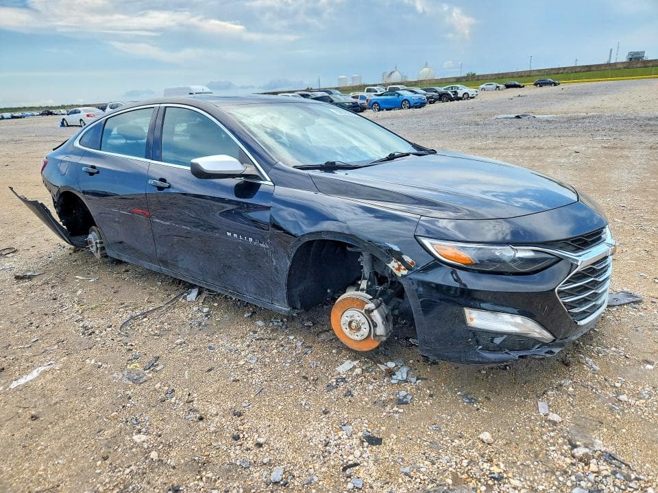 2020 CHEVROLET MALIBU LT 4