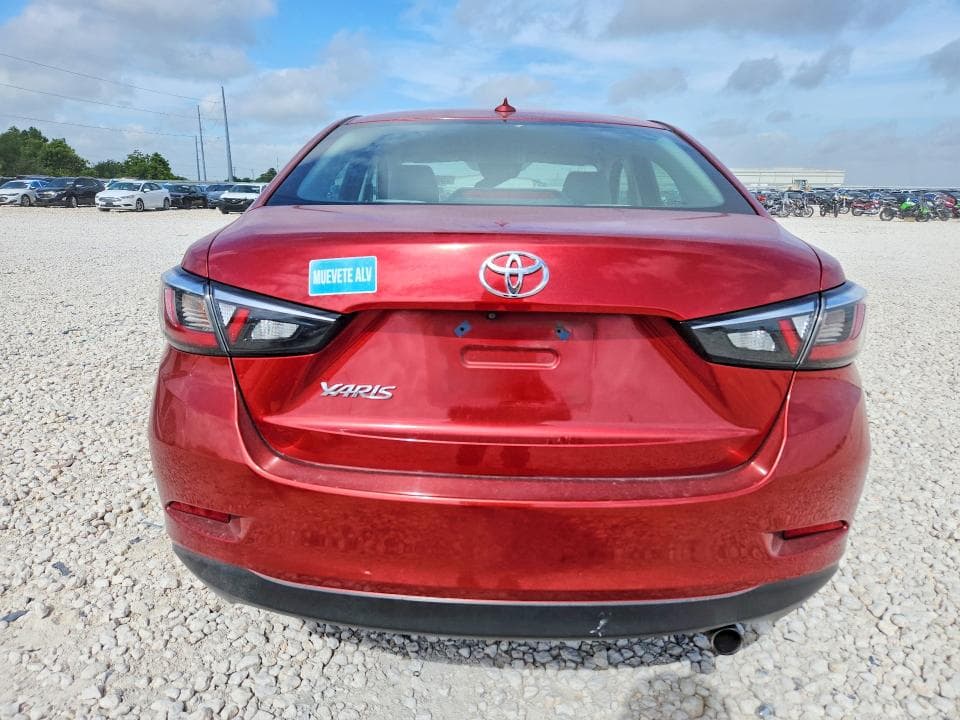 2019 TOYOTA YARIS L 6