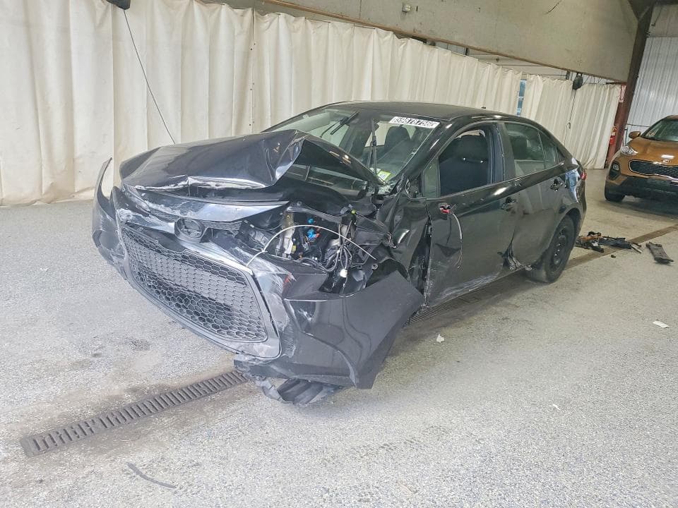 2022 TOYOTA COROLLA LE - 1