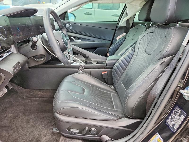 2023 HYUNDAI ELANTRA LIMITED 7