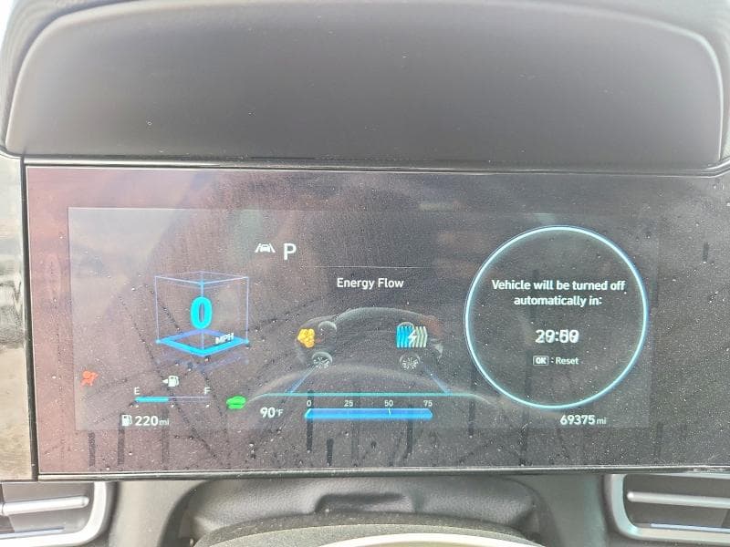 2023 HYUNDAI ELANTRA LIMITED 9